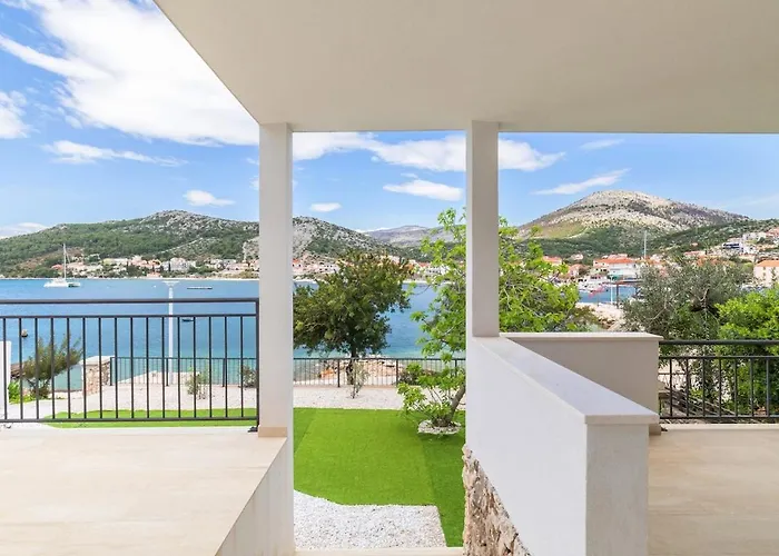 Nova Lux, New-build Beachfront Villa Seget Vranjica