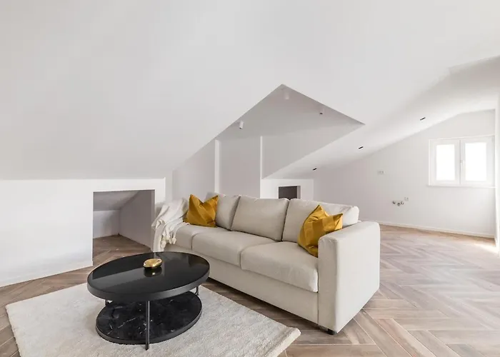 Nova Lux, New-build Beachfront * Seget Vranjica