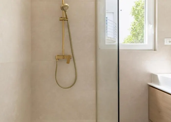 Nova Lux, New-build Beachfront Seget Vranjica